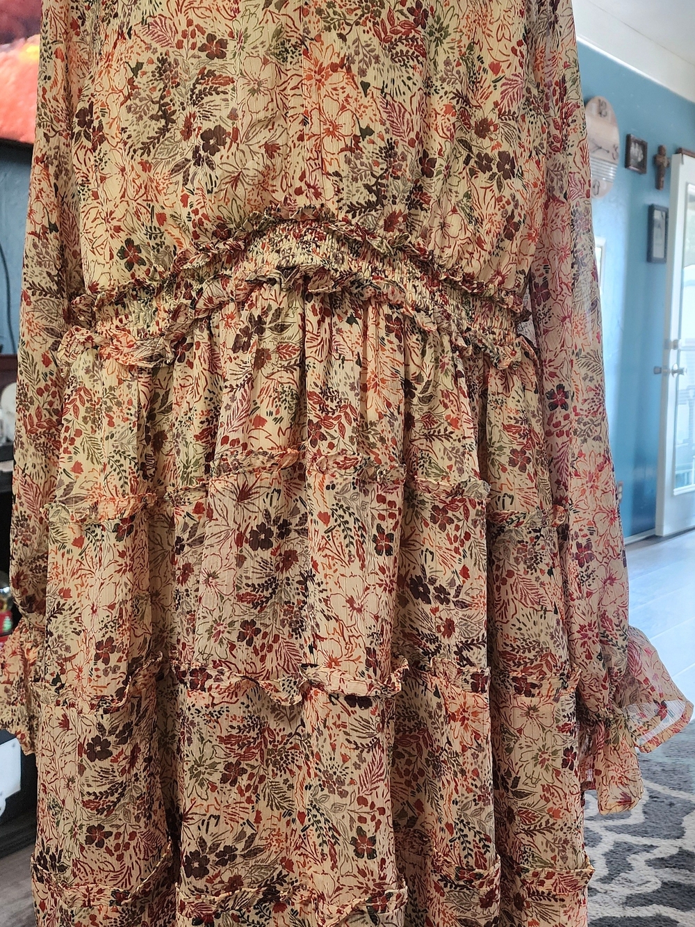 torrid Floral Midi Dress in Cream with Rust and Olive Accents Sz 2